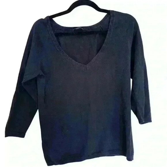Jacob  V-Neck Sweater - Picture 1 of 6